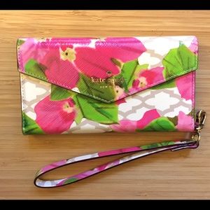 Kate Spade iPhone case/wristlet - fits iPhone 6/7